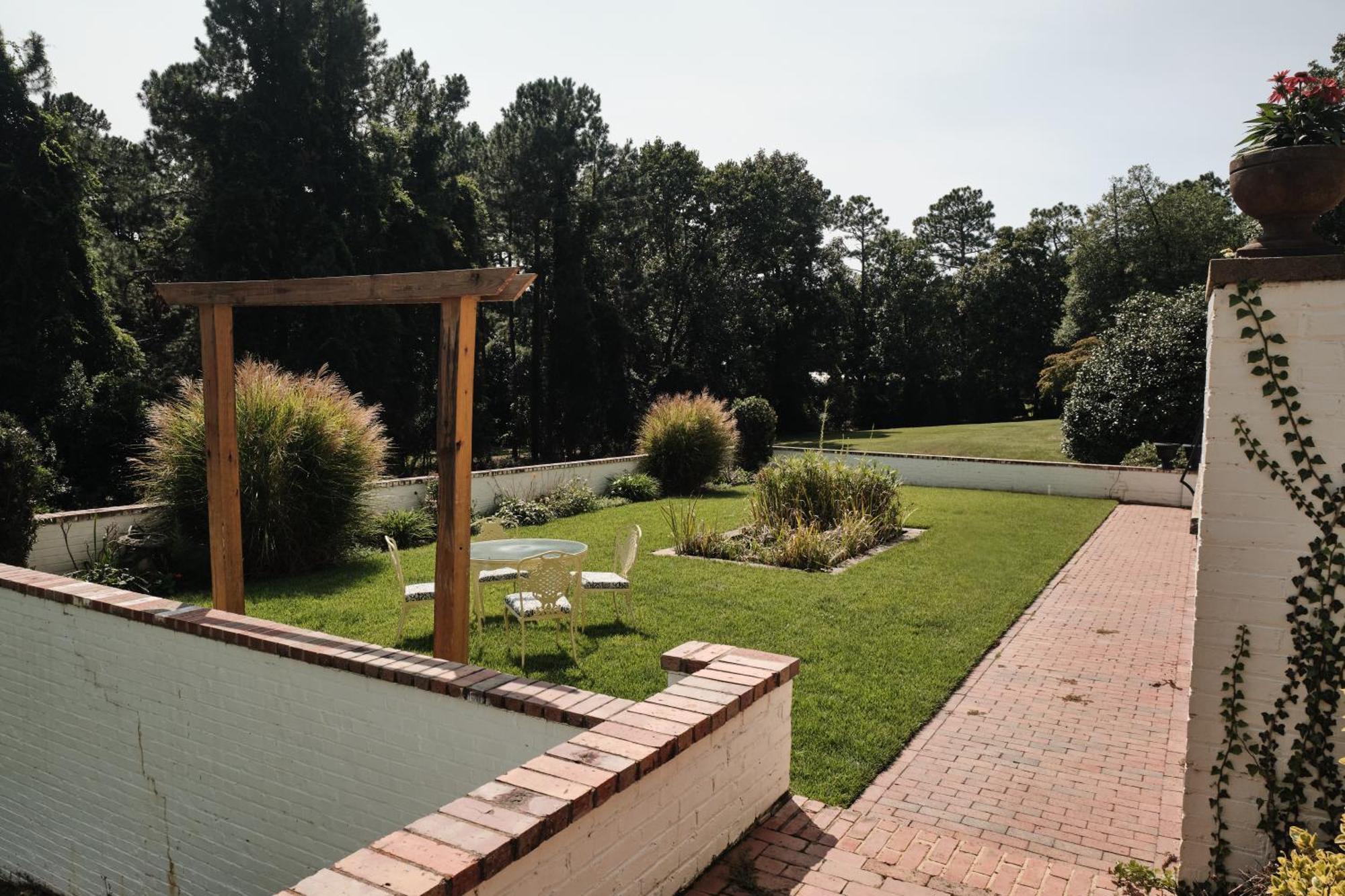 Duncraig Manor Bed and Breakfast Southern Pines Buitenkant foto
